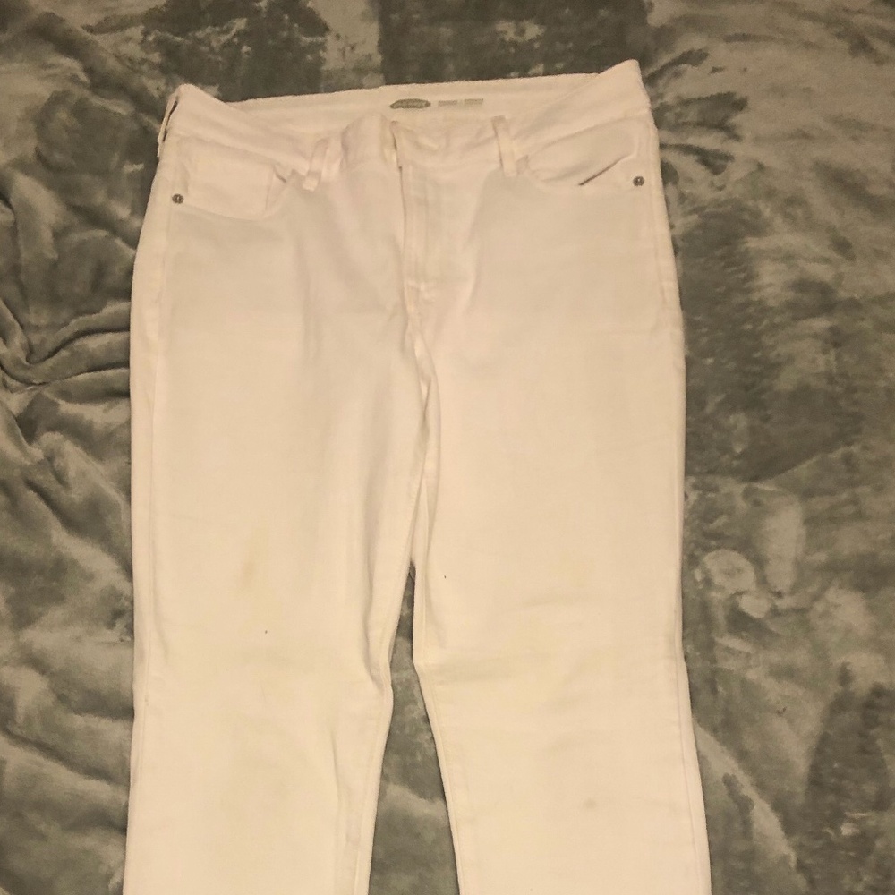 Old navy rockstar jeans size 8 white
